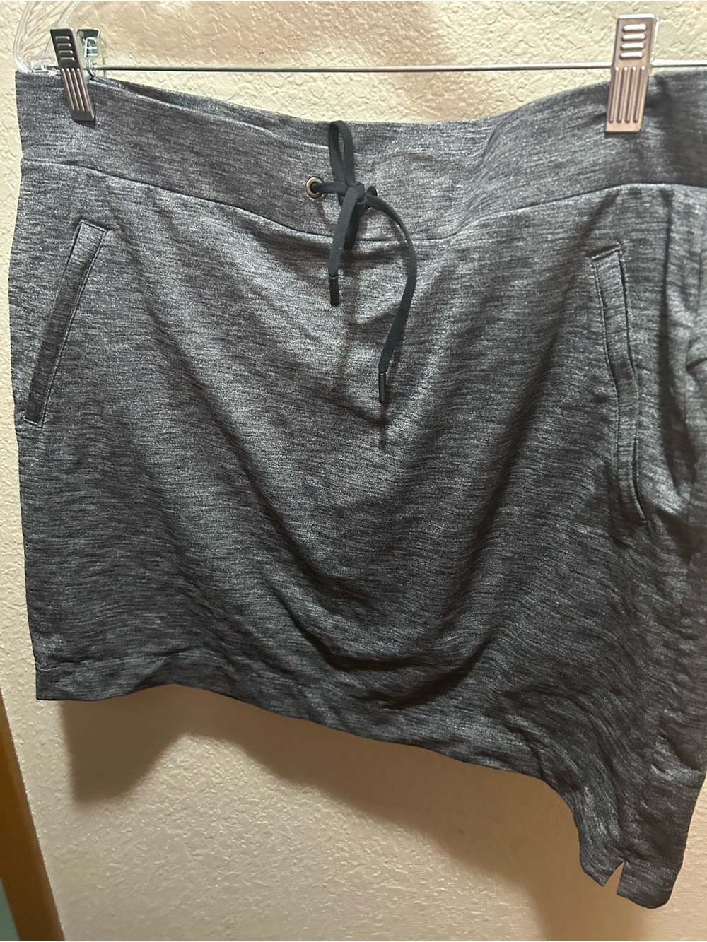Athleta Charcoal Heather Pull-On Skort with Drawstring
